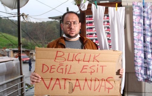 Cem Pekbalıkçı, “Tepecik Mahallesi’nde 3 tarikat var ama en çok uyuşturucu ve alkol kullanımı, fuhuş burada”